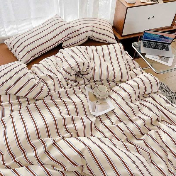 Nordic Sling Bed 150 Bedding Sets Stripes Duvet Cover Set Quilt Cover Bed Sheet Quilt Sets Queen Size Comforter SetsC250205