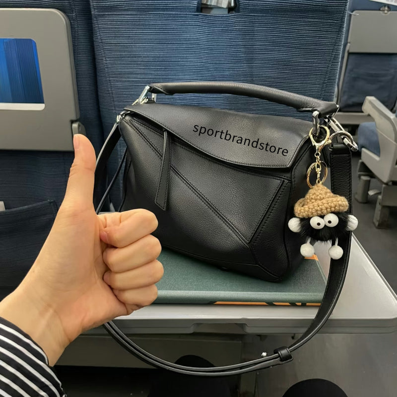 Designer Bag Womens Leather Bag Spliced Shoulder Bag Mini Stylish Luxury Tote Bag Car Line Handle Shoulder Crossbody Bag Puzzles18cm Bread bread