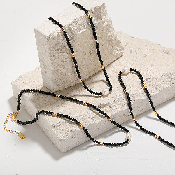 Collares de perlas de agua dulce y rondelle facetadas de espinela negra natural