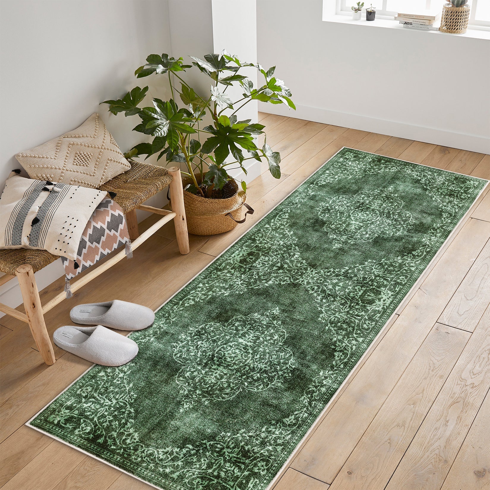 Garvee Washable Area Rugs Stain Resistant Carpet For Living Room Bedroom Kitchen Bathroom, 2'x6', Green
