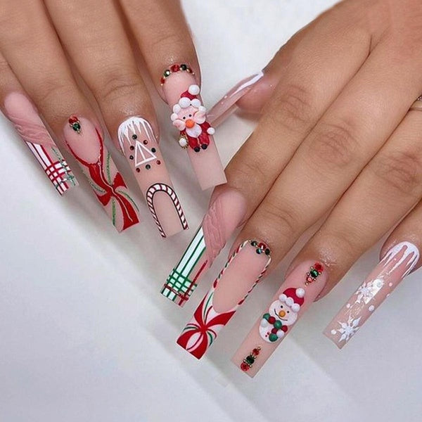 3D Christmas Fake Nails Accessories Santa Claus Snow Flakes Cute Cartoon Long Conffin Tips Faux Ongles Press on False Nail