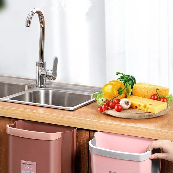 1PC Wall Mounted Folding Waste Bin Kitchen Cabinet Door Hanging Trash Bin Garbage Car Trash Can Handy Home Bucket OK 1122