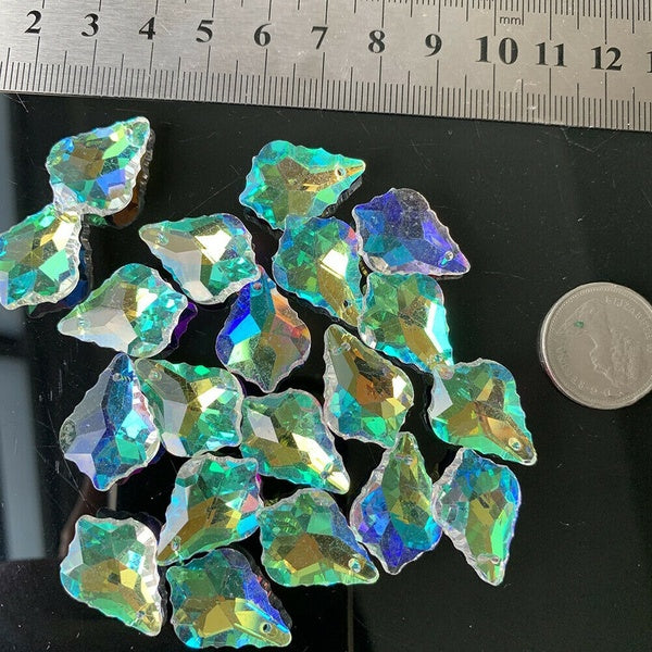 10Pc Aurora Arc-En-Érable Arbre Feuille Verre Art CRISTAL Perles Lustre Partie Pendentif 20 MM Suncatcher DIY Charme Entretoise Suspendu Décor