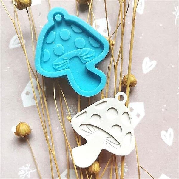 Mushroom Casting Mold for Jewelry-Lucky Keychain Charms-Gift Tags DIY
