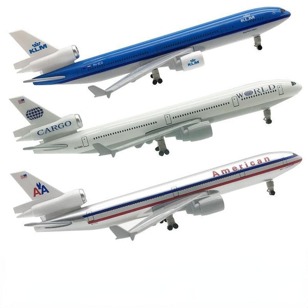 1:300 Scale 20cm Aircraft Model Diecast Alloy Airplane Airbus McDonnell Douglas MD-11 American Airlines Model Plane for Collection Souvenir Gift Home