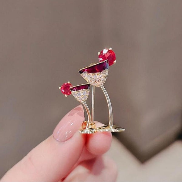 Fashion Red Crystal Diamond Wine Glass Brooch Designs Cocktail Glass Pins Women Clothing Accessories