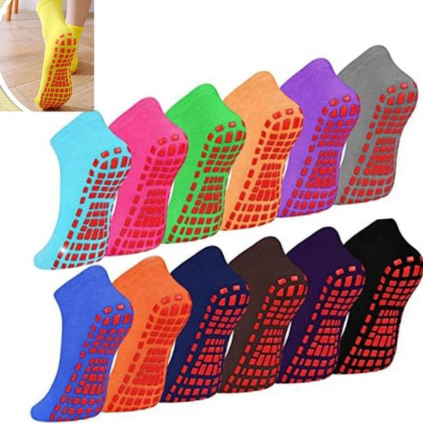 1 Pair Non Slip Skid Socks Slipper Socks with Grippers for Hospital Yoga Pilates Playground (Kids Women Men Elderly)
