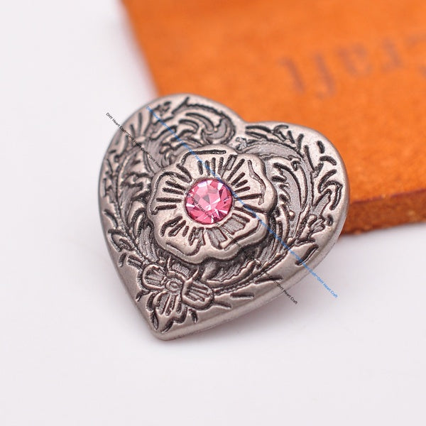 10PCS ANTIQUE SILVER PINK RHINESTONE CRYSTAL LOVE HEART FLORAL CRAFVED LEATHERCRAFT ACCESSORIES WESTERN HORSE SADDLE TACK BRIDLE CONCHOS FOR LEATER R