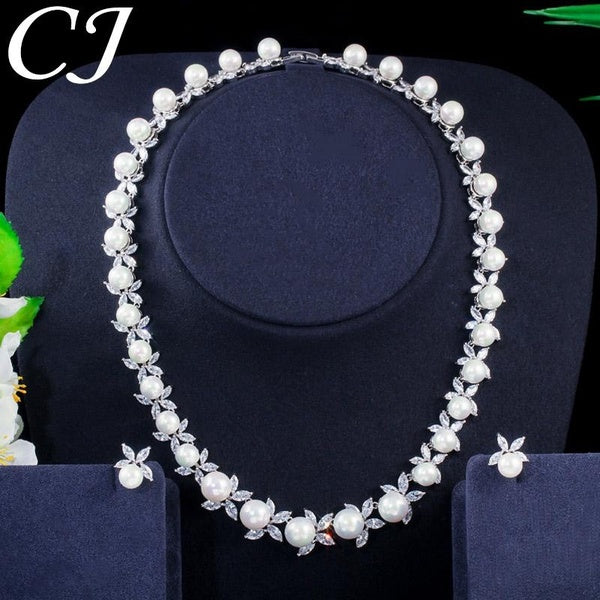 CANDICE Ensemble de bijoux pour femme en placage de platine de valeur Marquise Cut Sparkly White AAAAA Cubic Zircon Pearls Collier ras du cou avec bo