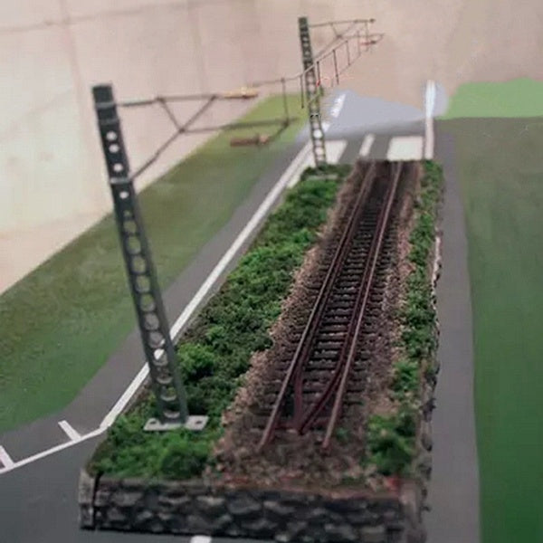 1:87 Ho Model Miniature Station Train Railway Track Sand Table Accessories Layout with Guardrail Matron Inn