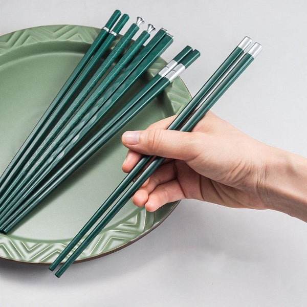 Food grade alloy chopsticks, non slip chopsticks, heat-resistant household chopsticks, easy to clean tableware