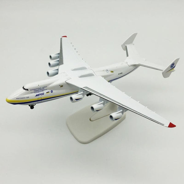 Antonov Ukraine An-225 1-400 Scale Aircraft Model StrategicTransport ABS Plastic Plane Model Plane Toy For Collection Souvenir Gift Home Office Decor