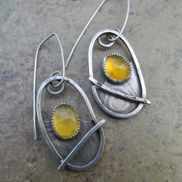 Boucles d'oreilles pendantes en forme de bonbon creuses plaquées argent avec des bijoux en cristaux jaunes pour ses belles boucles d'oreilles anniver