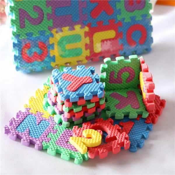 Dollhouse 1:12 Mini Baby-room Foam Puzzle Mats Wool Knitting Hat Carpet Sweater Doll House Accessories