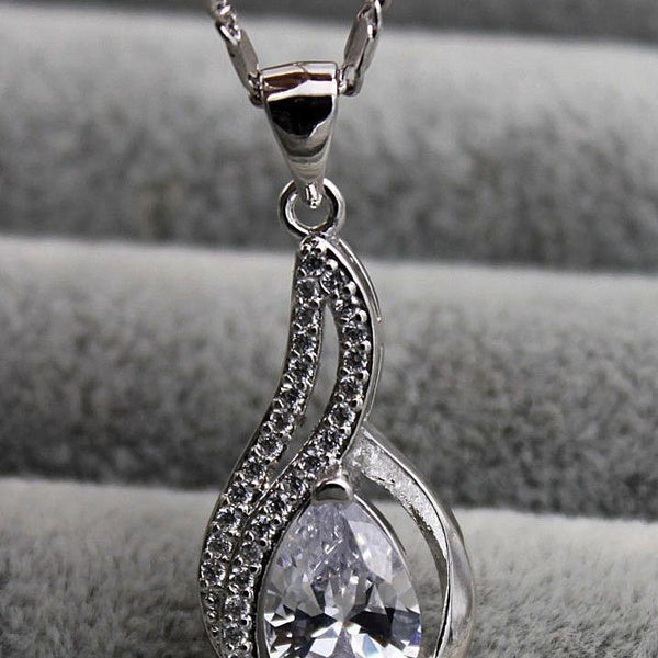 1 pièce Noble 7*10MM goutte d'eau blanche claire topaze Zircon pierres précieuses Cocktail femmes charme bijoux pierre précieuse fête d'anniversaire