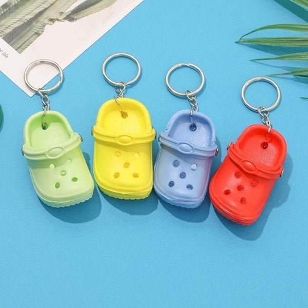 1Pc Key Ring Cute Slippers Key Chain Shoes Key Chain Car Backpack Charm Small Gift Keychain Book Bag Charm Trinket Car Key Chain Charm