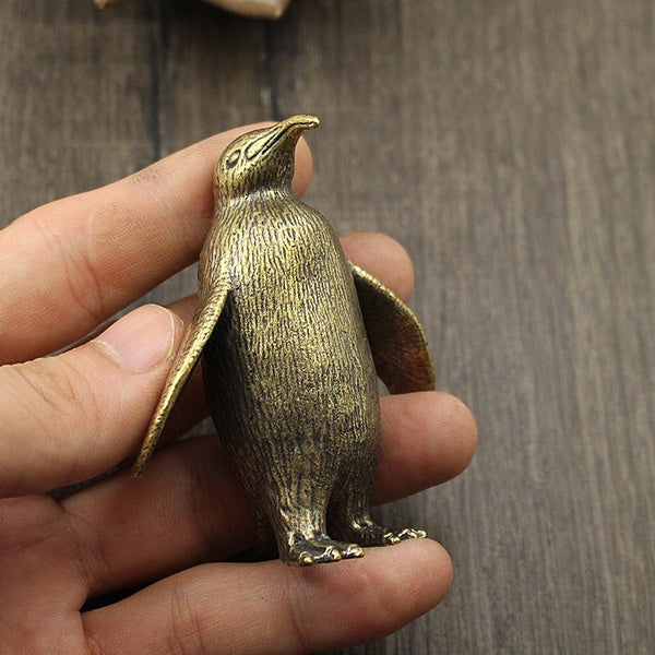 Solid exquisite brass penguin ornaments office desk tea pet paper pressed paper personalized gifts and crafts