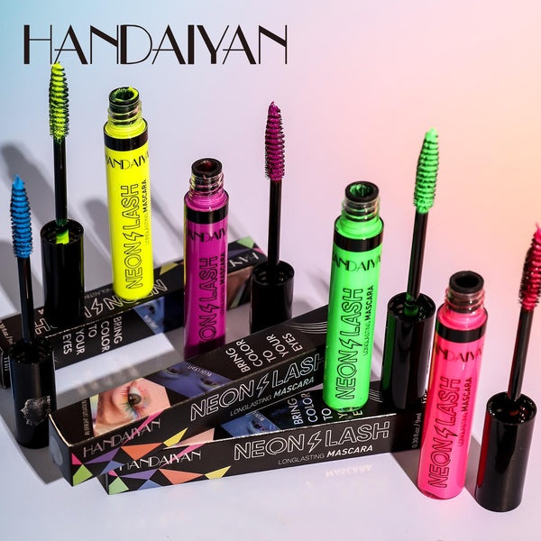 Mascara fluorescent de couleur volumisante pour un look d'Halloween audacieux et dramatique, mascara allongeant longue durée pour des cils incroyable