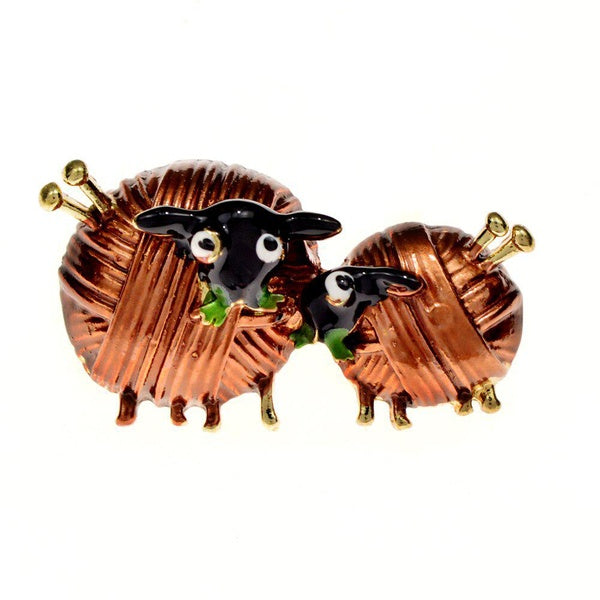Women's Sheep Brooch Animal Design Pin Knitting Style Jewelry Summer Accessories