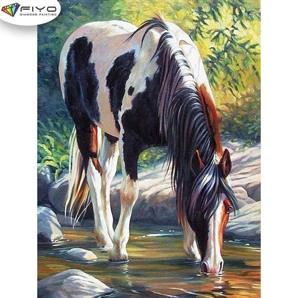 Horse DIY 5D Diamond Painting Full Drill with Number Kits Home and Kitchen Fashion Mosaic Diamond Painting Canvas Wall Decoration Gift Crafts for Adu