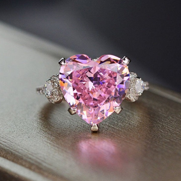 Classic Luxury Pink Heart-shaped Lab Diamond Ring for Women Romantic Anniversary Gift Sparkling Exquisite Wedding Engagement Jewelry Accessories Matron Inn
