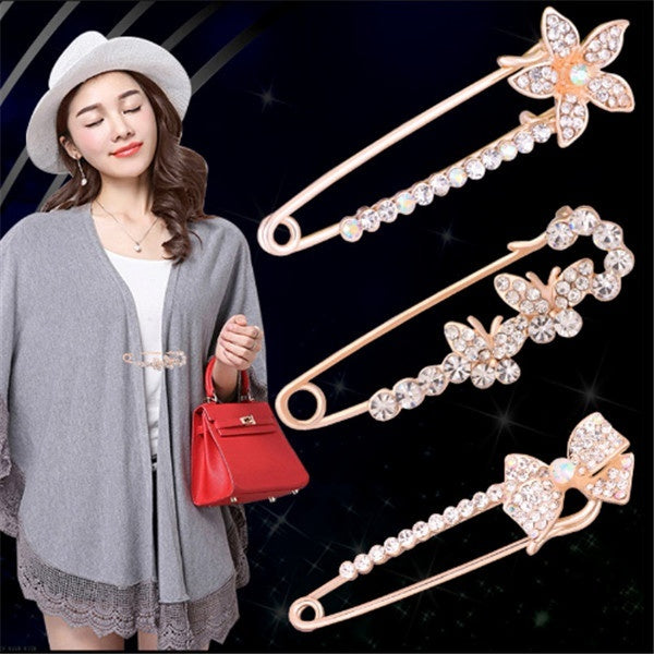 14 Types Luxury Jewelry Accessories Crystal Flower Brooch Full Crystal Brooch for Women Scarf Brooch Wedding Pins Rhinestone Pin Brooch Broche Matron Inn