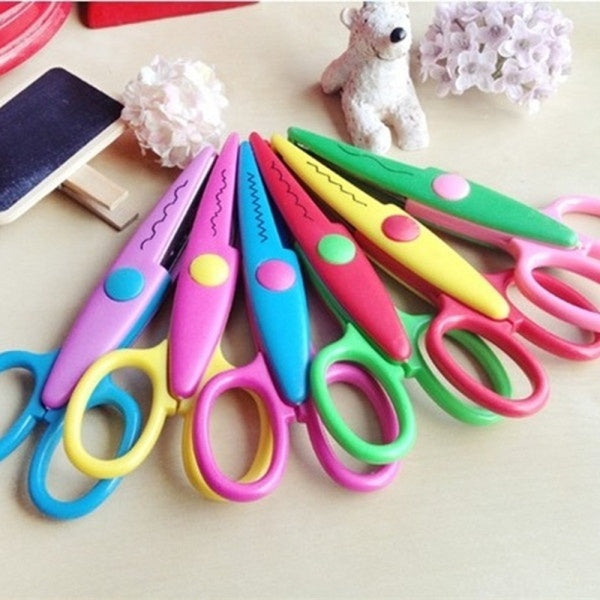 1Pcs New 6 Design Decorative Wave Lace Edge Craft School Scissors DIY for Scrapbook Handmade Kids Artwork Card Safe