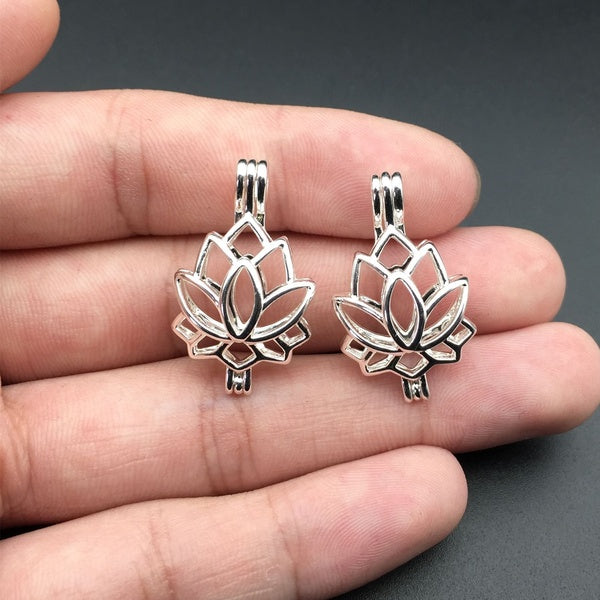 10 PCS Bright Silver Creative Lotus Jewelry Making Supplies Copper Bead Cage Pendant Oil Diffuser Fashion Locket.