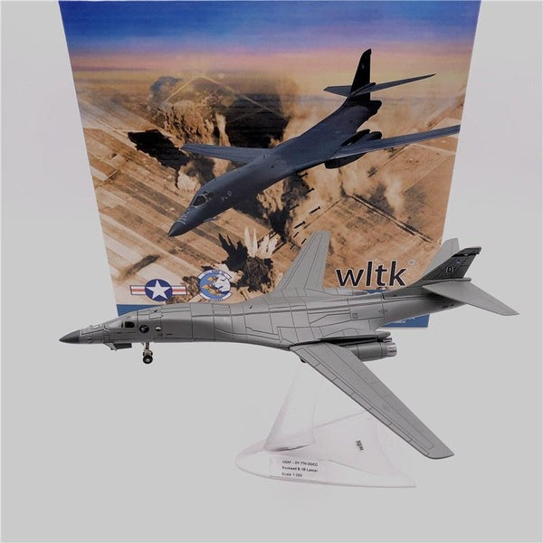 1:200 Scale Alloy Diecast Military Model US Air Force B-1B Lancer Bomber Aircraft Model Plane Toy For Souvenir Collection Gift Home Office Decoration