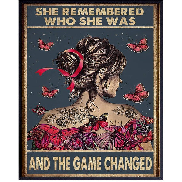 She Remembered Who She Was And The Game Changed - Uplifting Encouragement Gifts for Women - Inspirational Positive Quotes Wall Decor - Motivational W