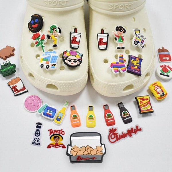 28pcs Snacks Boissons Fried chicken Croc Charms PVC Shoe Charms Accessoires Chaussure Boucle Décoration pour Croc Jibz Kids Party Xmas Gifts