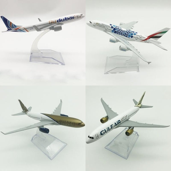 1:400 Scale 16cm Aircraft Model Alloy Airplane Airbus A380 Emirates Gulf Air Boeing B737 Flydubai for Gift Collection Home Office Decoration