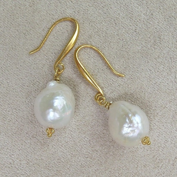 Boucles d'oreilles pendantes perle d'or mariage perles baroques Kasumi blanc balancent véritable larme d'eau douce grande, or Vermeil ou argent sterl