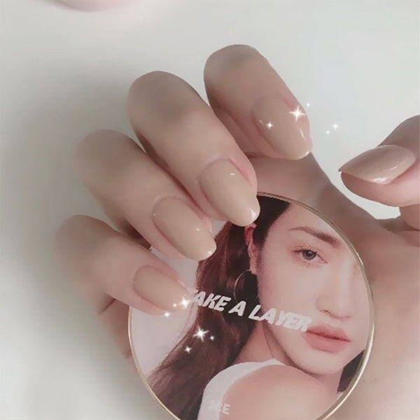 24pcs Fake Nails Khaki Nude Round Short Artificial False Nail Tips for Women Office Home Fingernail DIY With Glue Sticker