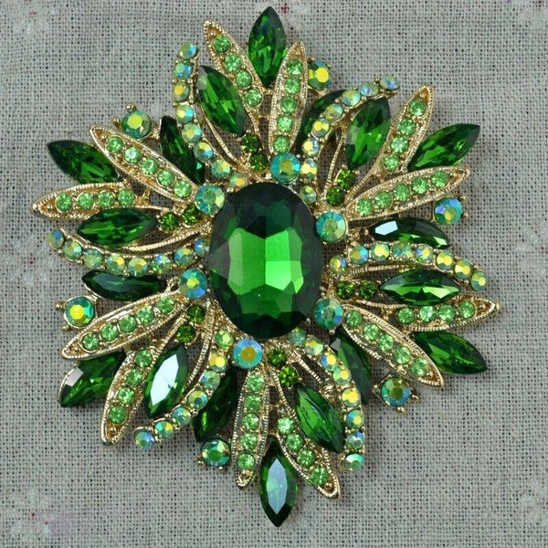 New Fashion Large Crystal Glass Brooches for Women Exaggerated Temperament Clothing Accessories Shiny Rhinestone Brooch Jewelry Matron Inn