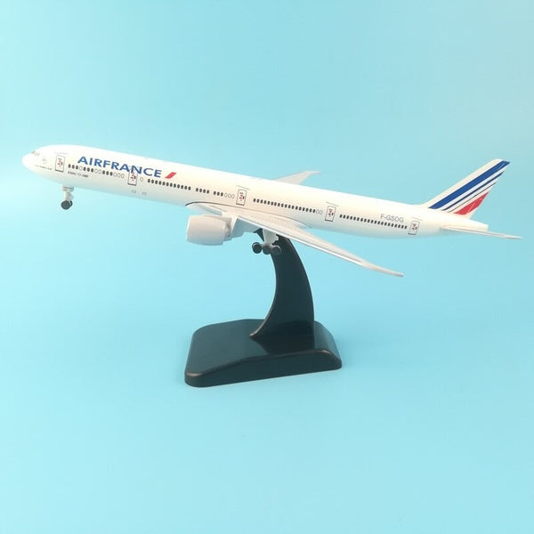 1:350 Scale 20cm Aircraft Model Alloy Plane Toy Diecast Airplane Boeing 777 Air France for Gift Collection Home Office Decoration