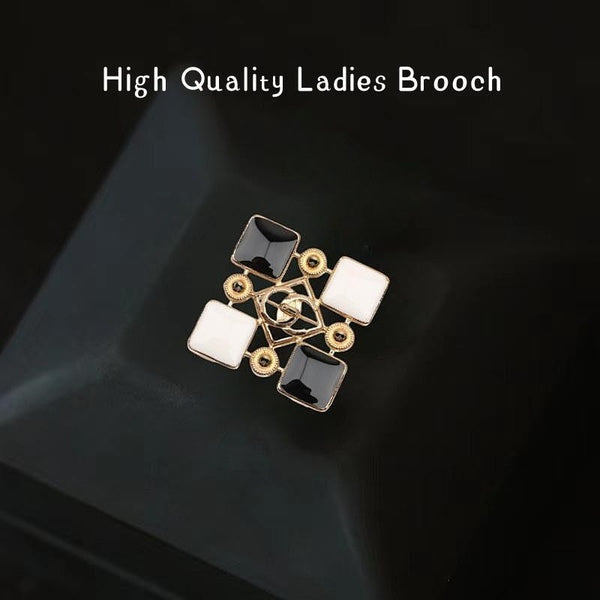 High-end women's brooches: exquisite craftsmanship, fashionable accessories, a distinguished choice Matron Inn