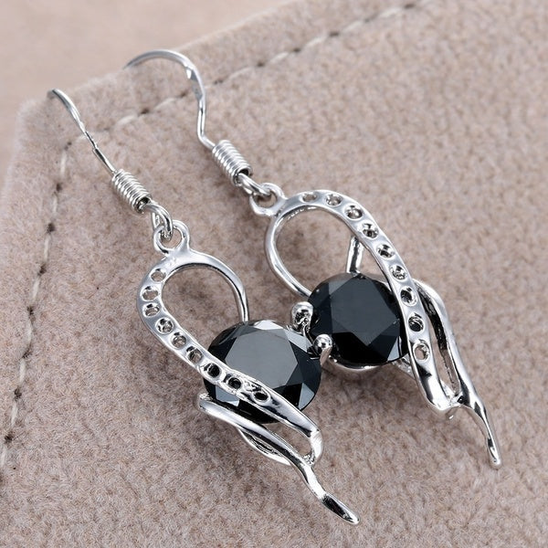Nice Women Jewelry Boucles d'oreilles pendantes en argent sterling 925 avec saphir noir naturel