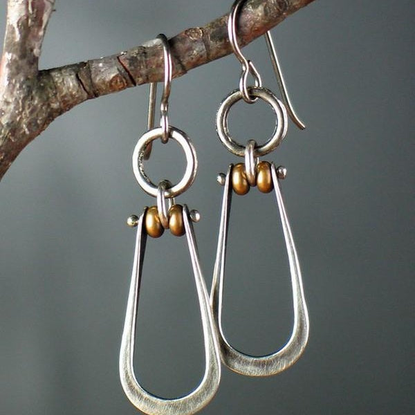 Boucles d'oreilles plaquées argent de personnalité vintage bicolore pour femmes Style simple Petit style Design Sens Boucles d'oreilles pendantes Mar