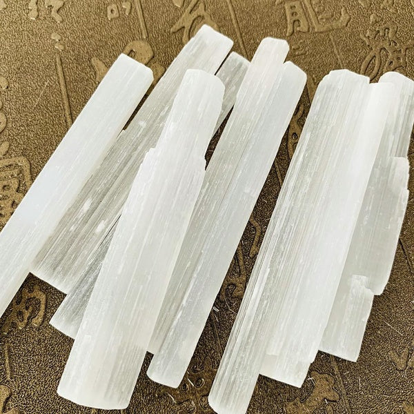 2 pc bâtons de cristal de quartz de'sélénite naturelle pierre naturelle et spécimen minéral pour le nettoyage de l'air spécimen minéral pierre de gué