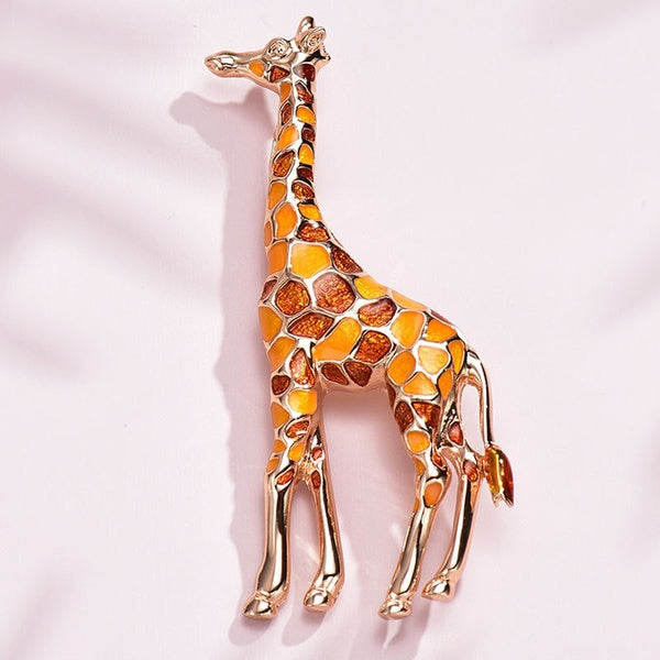 Cute giraffe Brooch female accessories Animal Brooches Pin buckle woman suit coat Matron Inn