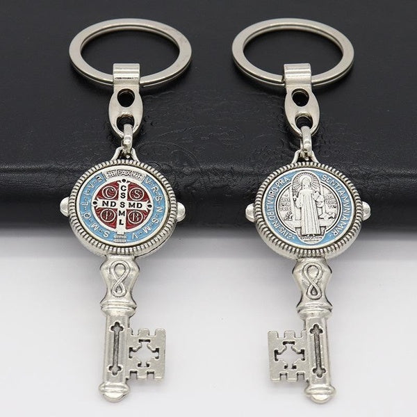 Religious Handmade San Benito Keychain For Men Women Dripping Oil St Benedict Key Shape Chain Accessories wholesale Matron Inn