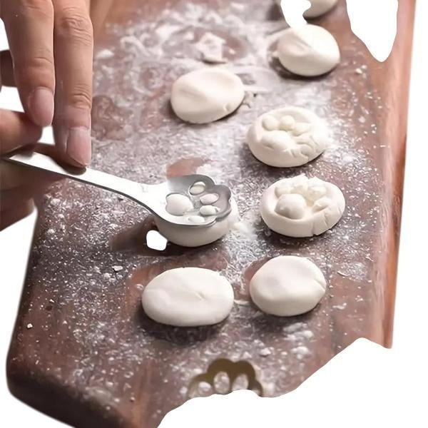 1pc Stainless Steel Hollow Out Kawaii Cat Claw Spoon, Mixing SpoonCake Dessert Spoon, Cookie Mold