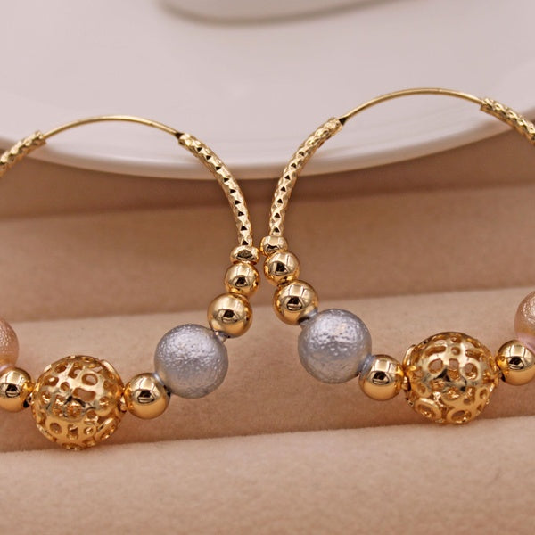 1 paire de perles creuses 3 couleurs peintes Party Beach Bomian Family Friends Gift Boucles d'oreilles