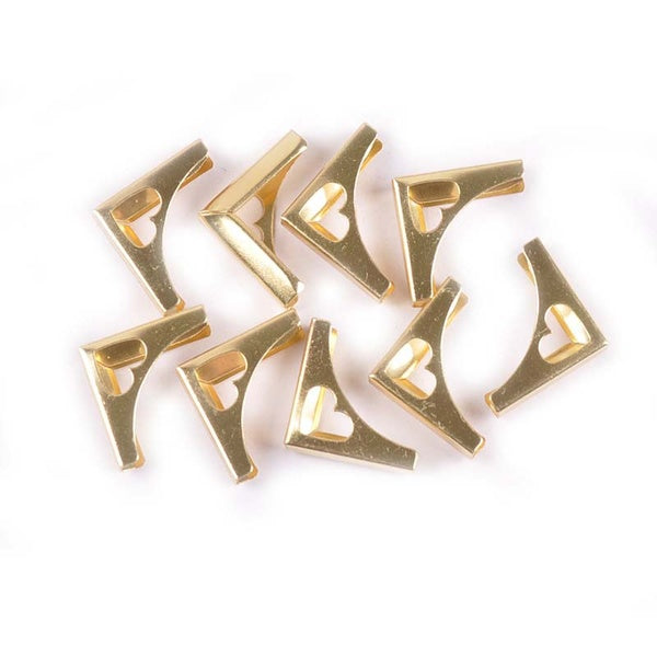 30 Pcs Doré Coin Protecteurs Pour Scrapbooking Accessoires Albums Menus Dossiers Boîte Décor Métal Livre Coin 22x22x4mm CP2401