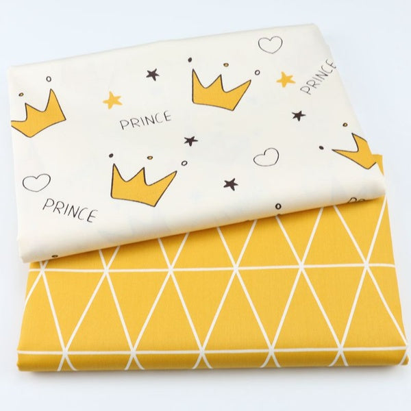 2 Pcs-Lot 40X50CM Class A Non-fluorescent Satin 60 Cotton Cartoon Crown Triangle Printed Cloth Fabric Quilt Cover Sheets Baby Quilt Cover Bed Fabric