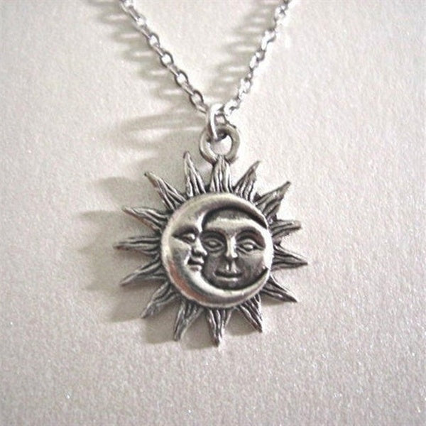 Couleur argent Soleil et Lune Collier Charme Collier Céleste bijoux Dainty Love Amitié Collier Soulmate Cadeau pour elle mode Collier femmes hommes 2