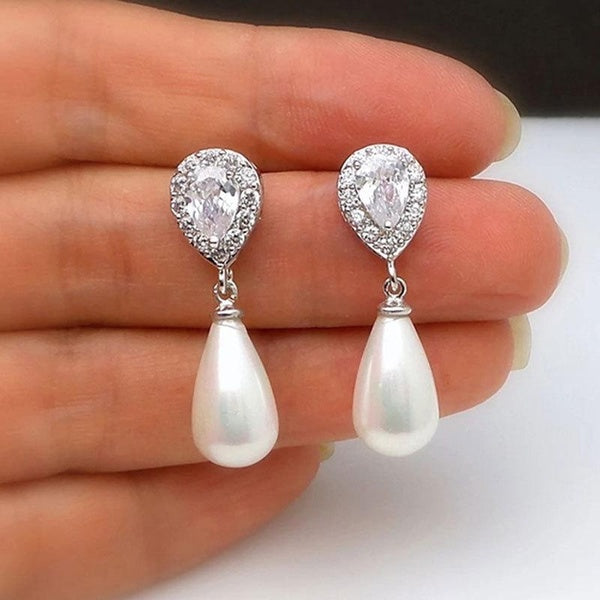 Boucles d'oreilles pendantes en forme de perle d'imitation de zircon étincelant pour femmes, boucles d'oreilles baroques exquises vintage, boucles d'