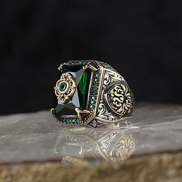 Fashion Mens Rings Vintage Silver Plated Ring Green Zircon Rings European and American Noble Gentlemen Engagement Wedding Accessories Boyfriend Birth Matron Inn