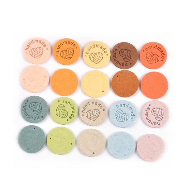 20Pcs 2.5cm Mixed Color Round Letter Embossed Labels Garment Tags For Sewing Clothes Accessories DIY Crafts Knitting Supplies CP